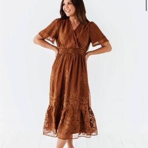 Chic Brown Lace Midi Dress